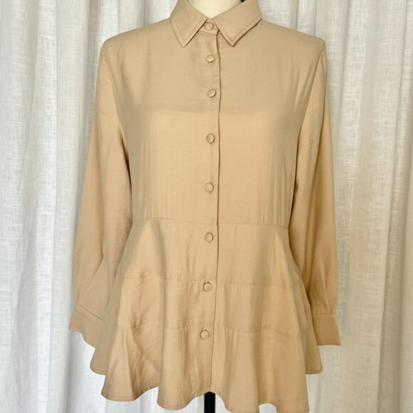 NWOT Tuckernuck Pomander Place Ashlen Button Down Blouse Neutral Tan Size Small - Picture 1 of 7